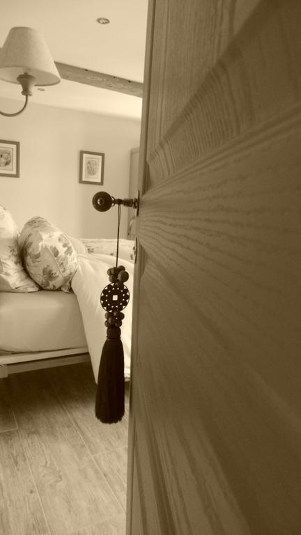 Le Grand Cedre Bed & Breakfast Lolme Стая снимка